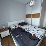 Przytulny Z Ogrodem W Jeleniej Gorze By Renters
