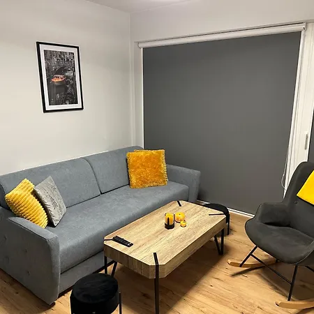 Przytulny Z Ogrodem W Jeleniej Gorze By Renters *