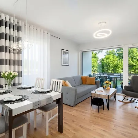 Przytulny Z Ogrodem W Jeleniej Gorze By Renters *