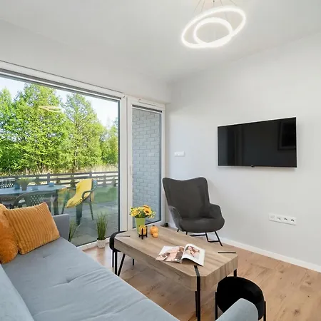 Przytulny Z Ogrodem W Jeleniej Gorze By Renters Apartment *