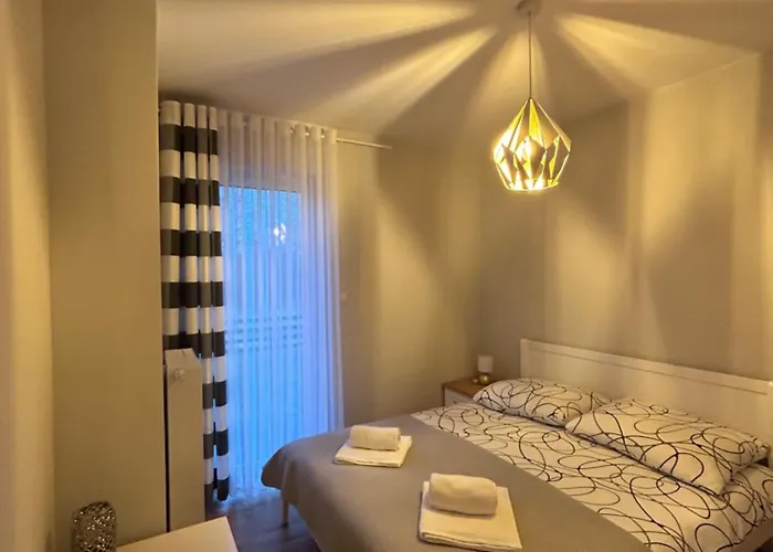 Berlinska 43 Еленя-Гура