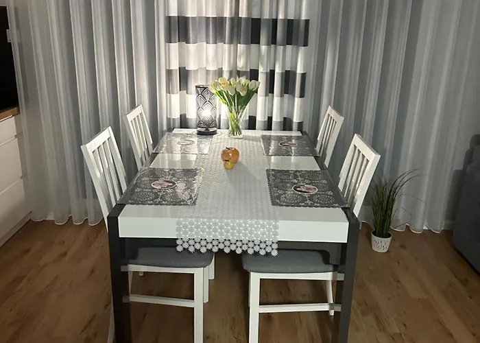 Przytulny Apartament Z Ogrodem W Jeleniej Gorze By Noclegi Renters Daire